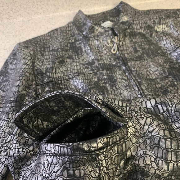 Alfred Dunner Women Jacket 12P Gray Silver Snakeskin Full Zip Pockets Lined - Picture 5 of 7